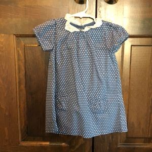 Perfect for the coming Red, White and Blue holidays with a red bow!